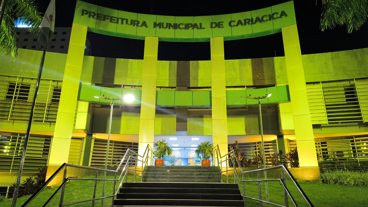 Pontos de Cariacica ganham iluminação especial para o Maio Amarelo
